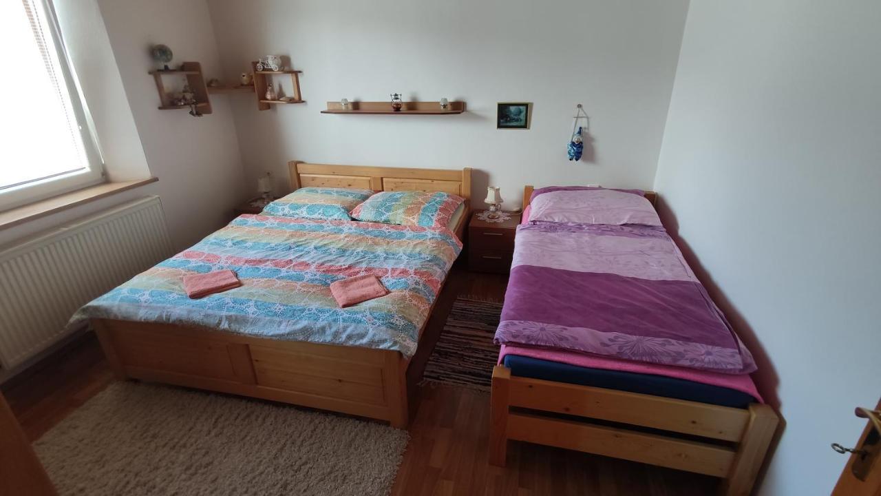 Appartamento Privat Bea Podturen Esterno foto