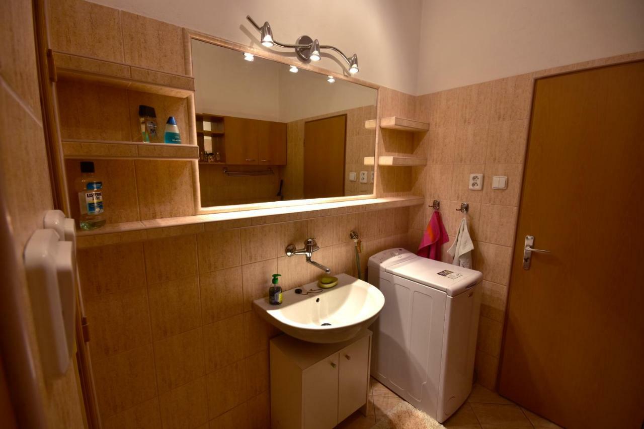Appartamento Privat Bea Podturen Esterno foto