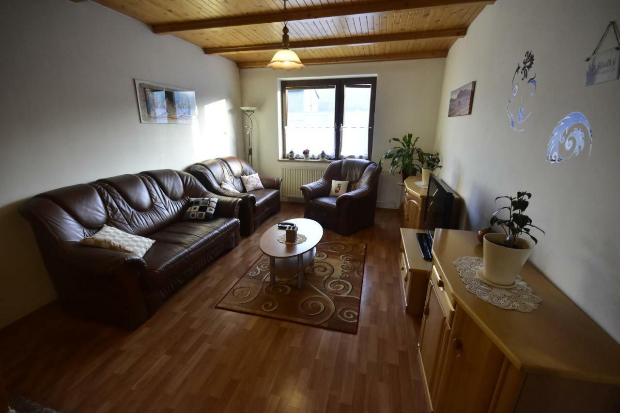 Appartamento Privat Bea Podturen Esterno foto